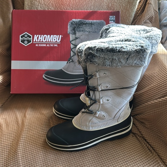 New women’s Khombu Emily tall boot in grey - Picture 2 of 7